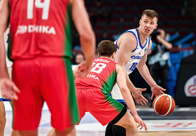 Pokažený vstup do EuroBasketu. Češi nestačili na Portugalce, které táhl Queta