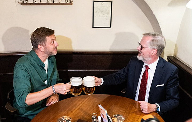 Rakušan odkryl ambice a Fiala ho usadil. Neokopávejte kotníky, vzkázal mu