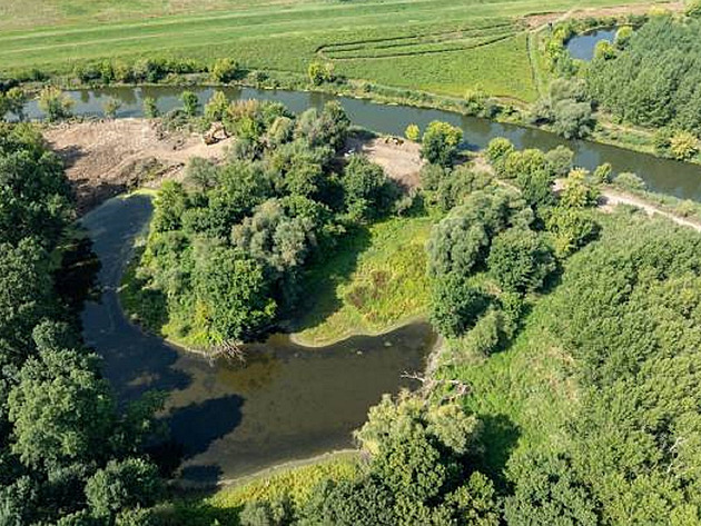 Dyje se po připojení ramen prodlouží o kilometr, kvůli hranici se řeka rozdělí