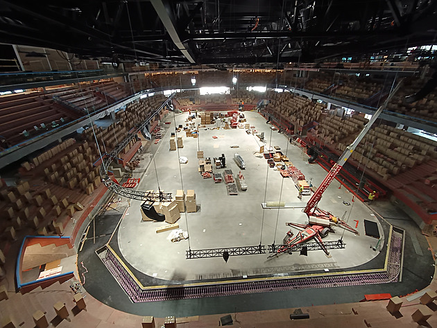 Už pouze měsíc. Stavba Horácké arény sprintuje do finiše, cenu a termín si drží