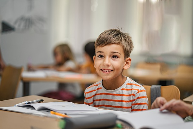 Učme děti hospodařit. Finanční návyky si tvoří už v sedmi letech, radí ekonomka