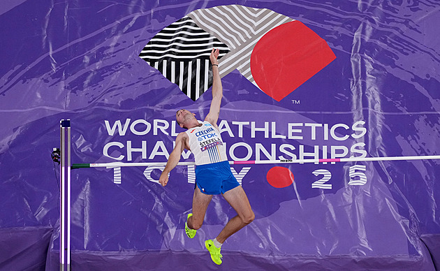 MS v atletice ONLINE: Štefela bojuje o postup, rozběhy čekají Vondrovou