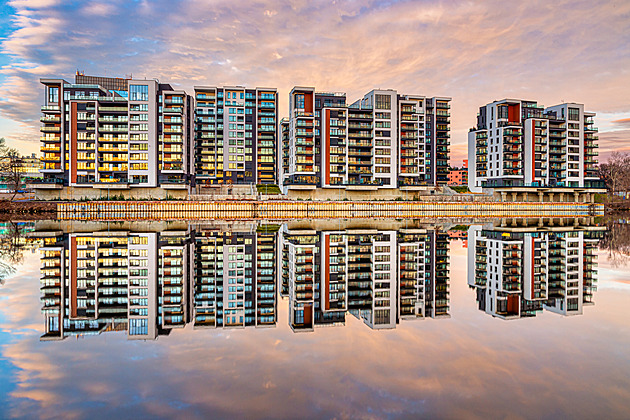 Zlevnit byty má vyšší daň. Překvapivé rady OECD na dostupnější bydlení v Česku