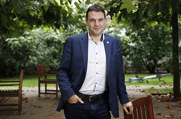 Věřím lesníkům a rybářům, ne ekologům, říká krajský lídr Motoristů Petr Macinka