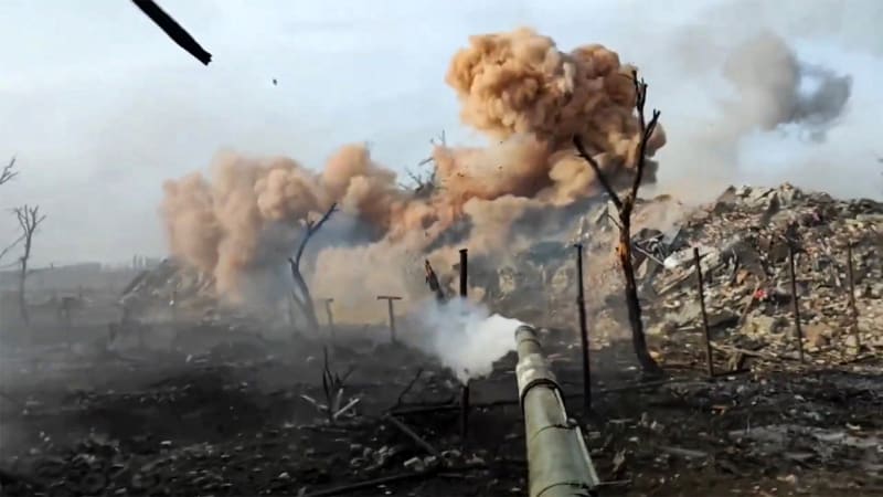 Pokrovsk je rozervaný ruským terorem. Ukrajinci odhadují, jak dlouho dokáže město vzdorovat