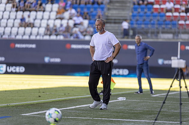 Teplice ožily, Frťala perlil: Ovzduší nic moc, ale Autovi se tu dýchá dobře