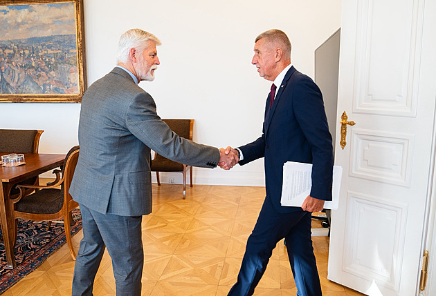 Volby do Poslanecké sněmovny 2025 ONLINE: Pavel jednal s Babišem o střetu zájmů