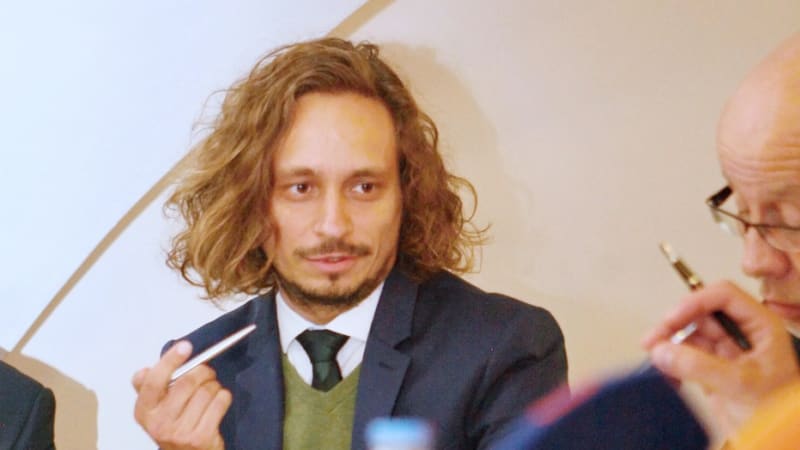 Zraněný Mádl se po těžké autonehodě ozval z nemocnice: Děkuji za podporu, jsem teď blíže rodině