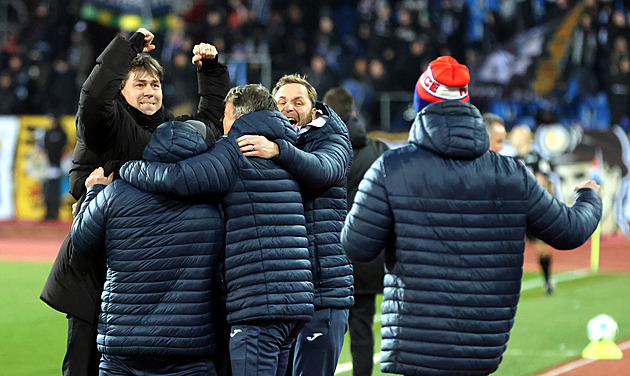 Baník – Pardubice 1:4, domácí na závěr podzimu propadli, dvakrát pálil Vecheta