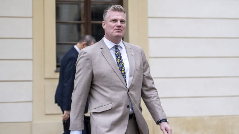 Žalobu na prezidenta mám hotovou, tvrdí Turek. Pavel podle něj vstoupil do politického boje