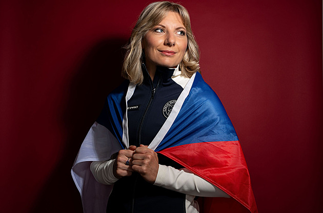 Vlajku při zahájení olympijských her ponesou Pastrňák a Charvátová