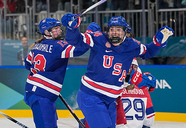 ONLINE: Česko - USA 1:4. Favoritky drží náskok, Pištěková zahazuje velkou šanci