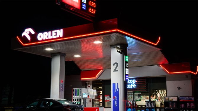 Orlen zakázal vjezd čínských automobilů do svých areálů. Důvodem jsou obavy ze špionáže