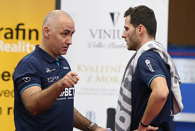 Říká se, že Češi trénují málo, vnímá Korbel. Stolní tenis podle něj potřebuje výsledek
