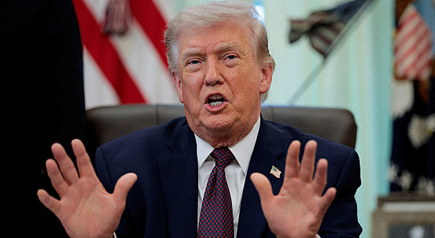 Hrozby odchodem z NATO nejsou reálné, říká analytik. Evropa pomoc USA už nečeká