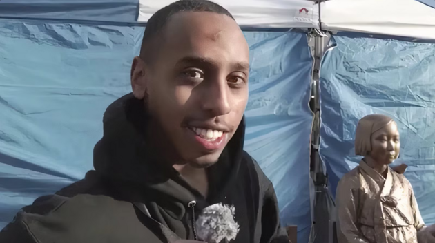 Tak dlouho provokoval, až se ucho utrhlo. Toxický streamer skončil ve vězení