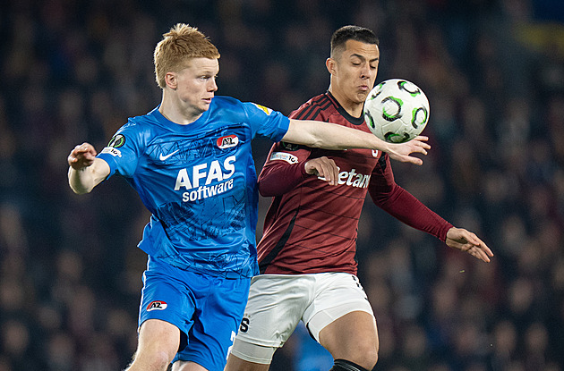 FIFA řeší radikální návrh. V sestavě by vždy musel být alespoň jeden odchovanec