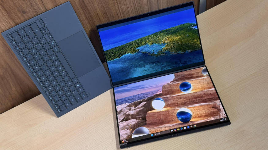 Asus Zenbook Duo UX8407AA recenze: dva displeje konečně dávají smysl