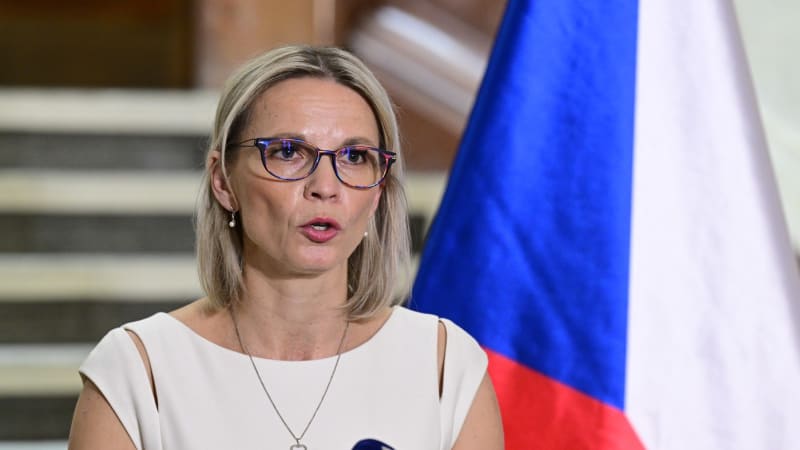 „Nové morální dno a nejnechutnější tiskovka.“ Mrázová schytala drsnou kritiku od opozice