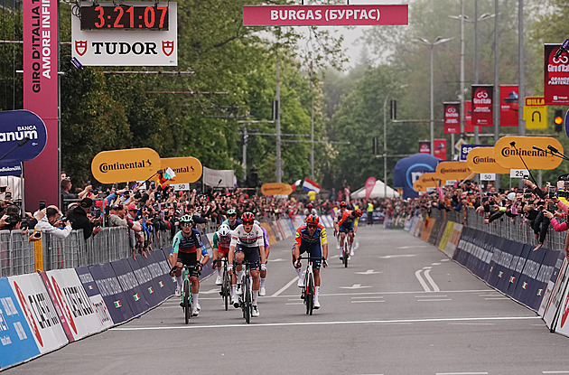 Giro ONLINE: Loučení s Bulharskem. Očekává se sprint, kdo mu bude vládnout?