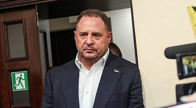 Jermak opustil vazbu, sehnal desítky milionů na kauci