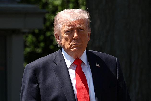 Blokáda u Íránu skončí, uvedl Trump s tím, že definitivně rozhodne o dohodě