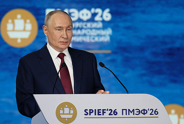 Putin jednal se Schröderem, schůzku se Zelenským odpískal. Volí válku, míní Kyjev