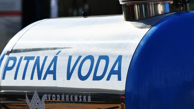 Došla voda, hlásí obce z Brněnska. Po výzvě k šetření spotřeba vzrostla