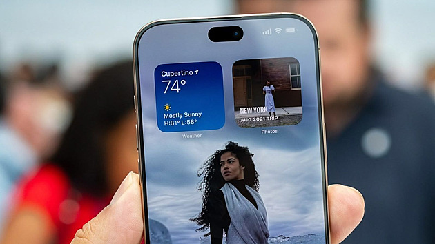 Po internetu už kolují makety. Apple neuhlídal nový iPhone 18 Pro