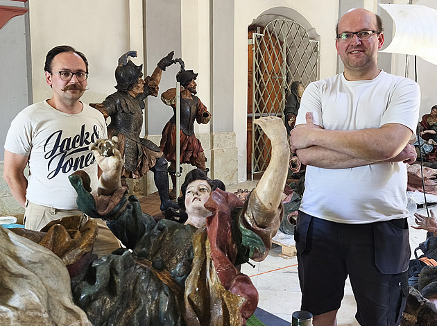 Návrat po čtyřech desetiletích. Vzácné barokní sochy míří z Vraclavi zpět na Králicko