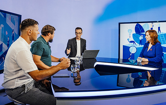 AI může nahradit i 90 procent práce. Je otázka, zda to budeme chtít, míní experti